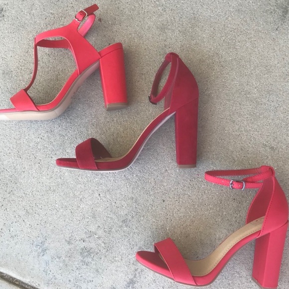 1 Left Delicious Red Ankle Strap 4” HEEL Sandal 10 - Picture 8 of 8